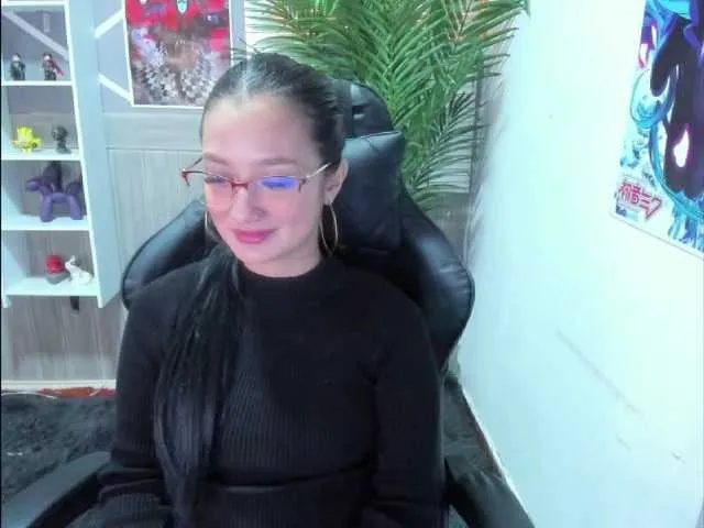 Live sex webcam photo for abbysantanaa #275648472