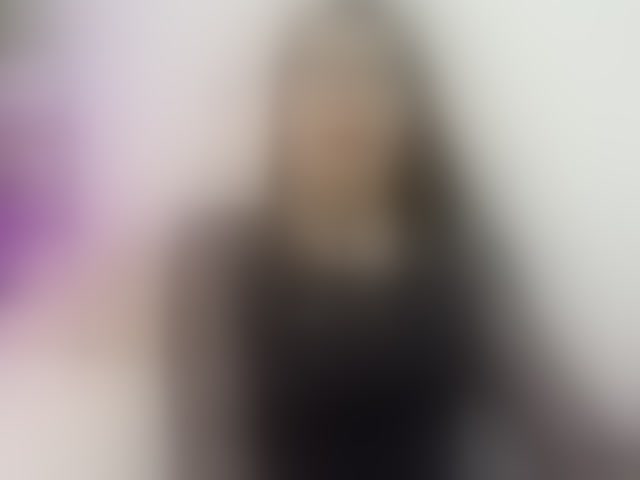 Live sex webcam photo for abellaskin1 #293940713