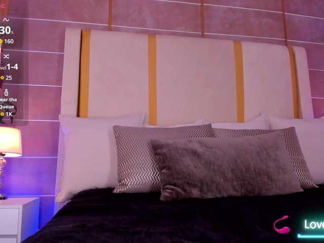 Live sex webcam photo for abigailcarter #290377868