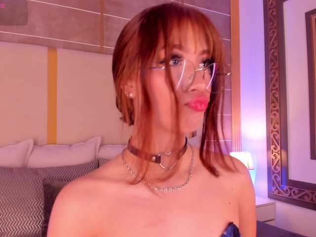 Live sex webcam photo for abigailcarter #292124959