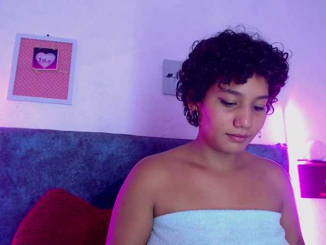 Live sex webcam photo for abluecat #273055494