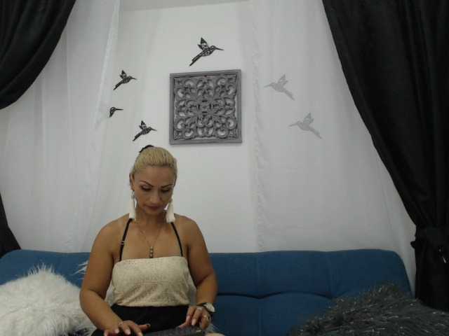 Live sex webcam photo for abril-ruby #272915832