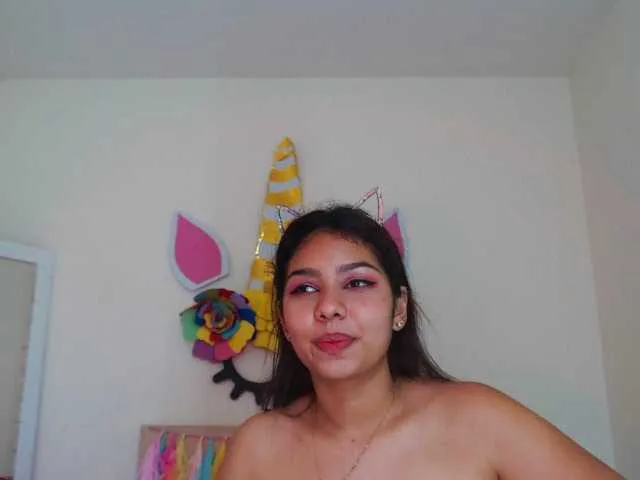 Live sex webcam photo for abril7 #272323450