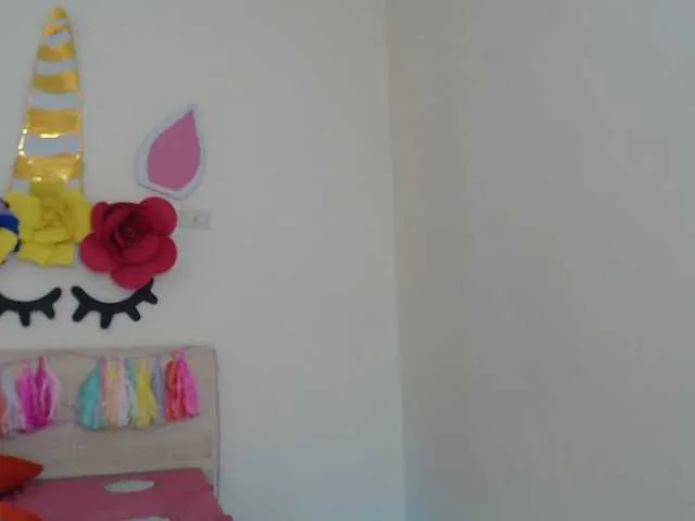 Live sex webcam photo for abril7 #272431024