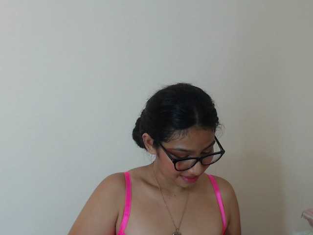 Live sex webcam photo for abril7 #272996636