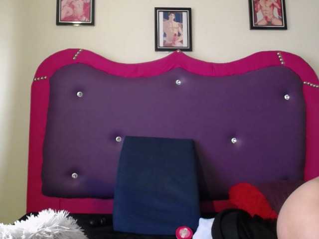 Live sex webcam photo for abrilonnel1 #276766252