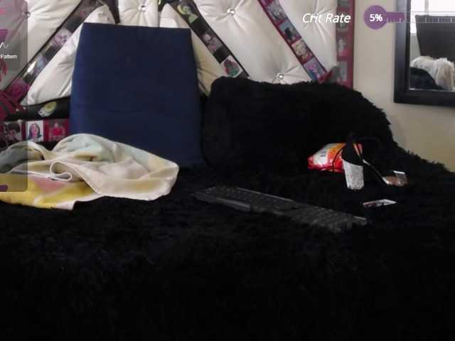 Live sex webcam photo for abrilonnel1 #277180632