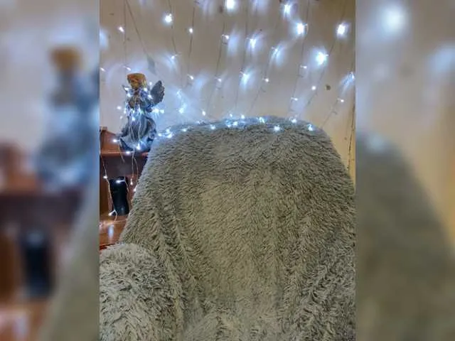 Live sex webcam photo for addddiss #277370443