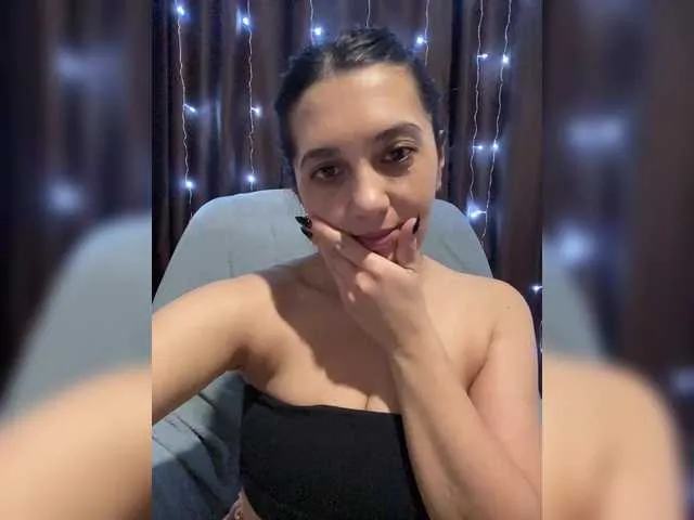 Live sex webcam photo for addddiss #290351134