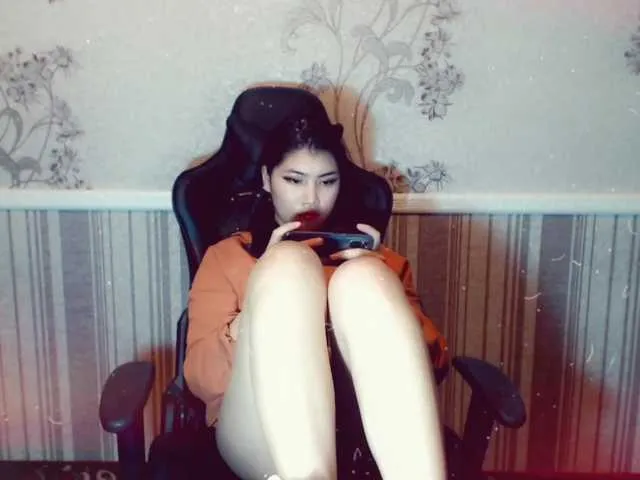 Live sex webcam photo for adellasweety #273077277