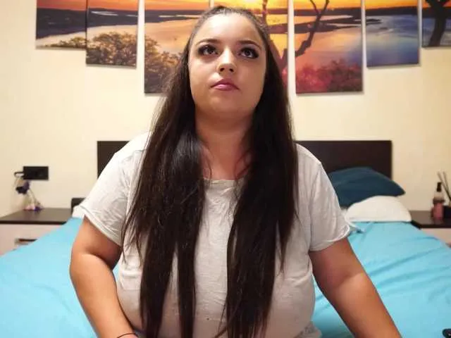 Live sex webcam photo for adellineee #291723579