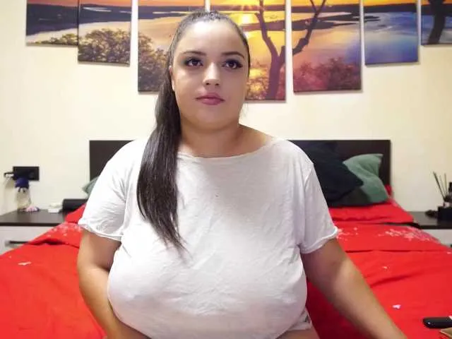 Live sex webcam photo for adellineee #291729572