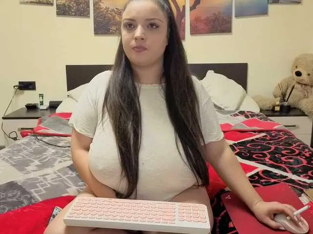 Live sex webcam photo for adellineee #292743855
