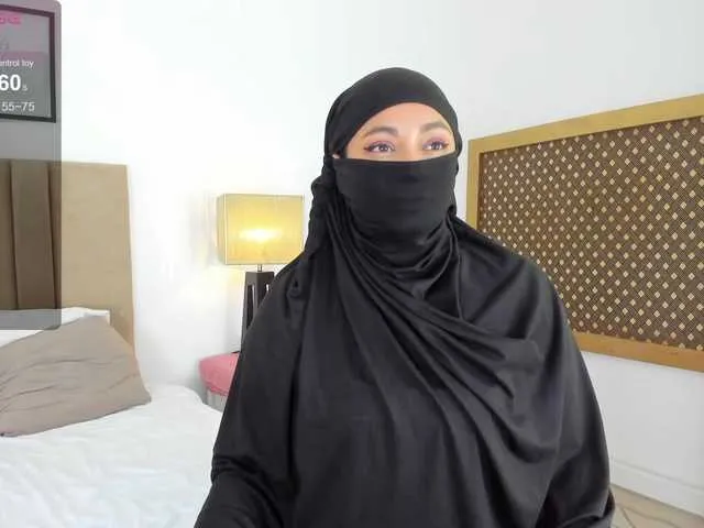 Live sex webcam photo for adhilaa- #290273599