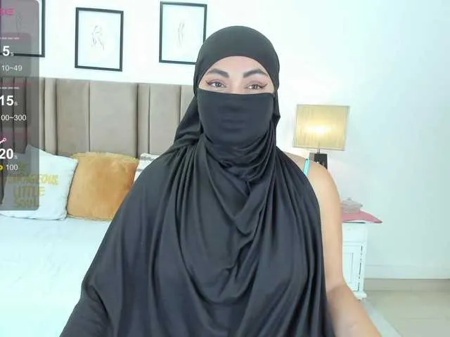 Live sex webcam photo for adhilaa- #290414831