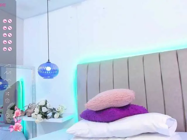 Live sex webcam photo for adiila #290716460