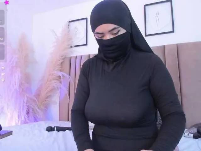 Live sex webcam photo for adiila #291973195