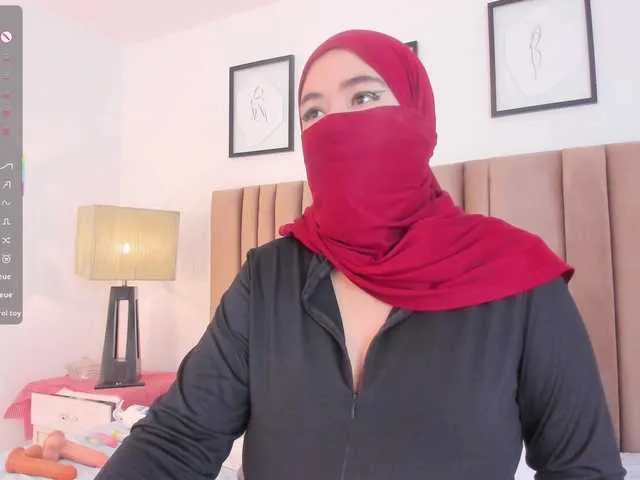 Live sex webcam photo for adiila #292200521