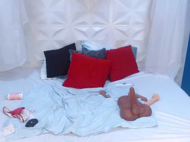 Live sex webcam photo for adissonpetite #292431010