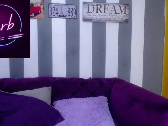 Live sex webcam photo for adri-arias #273631347