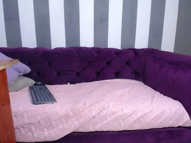 Live sex webcam photo for adri-arias #273694620