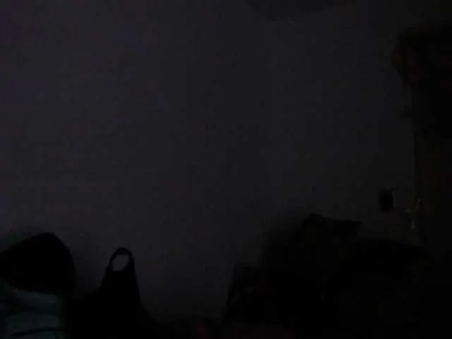 Live sex webcam photo for adri14-1 #271850756