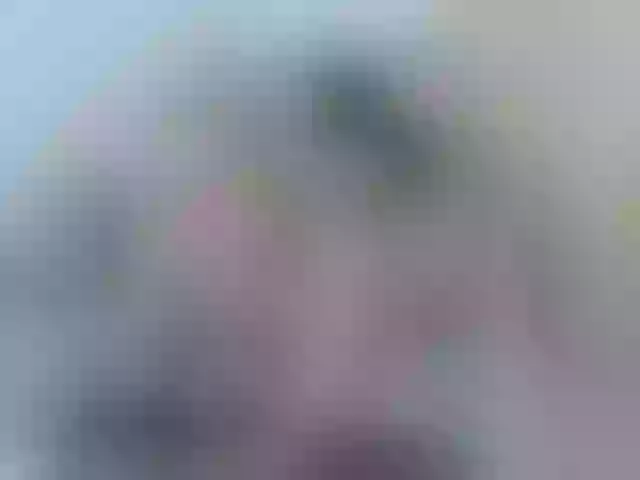 Live sex webcam photo for adri14-1 #272110475