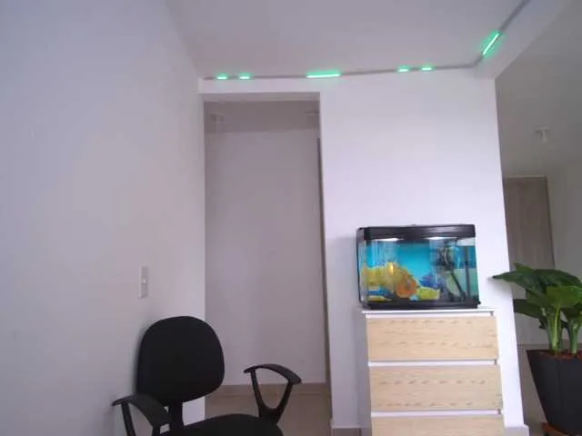 Live sex webcam photo for adrian-king #290161965