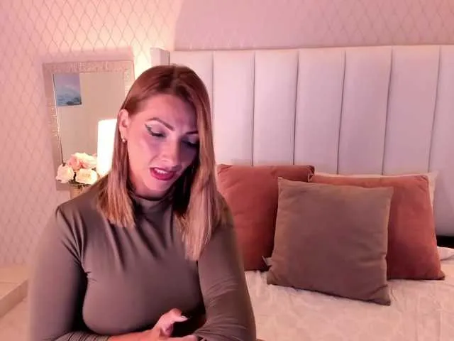 Live sex webcam photo for adrianatorres #273200361
