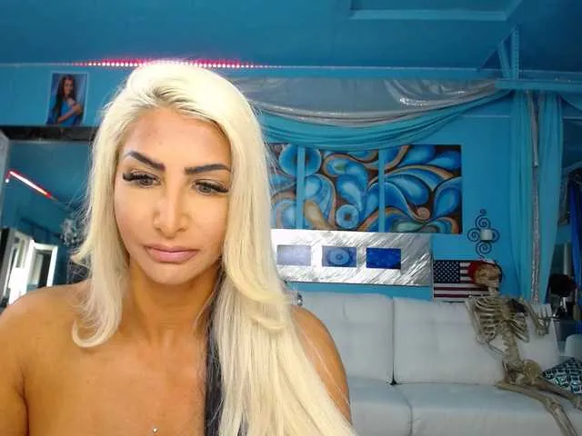 Live sex webcam photo for adrianna_fox #287953316