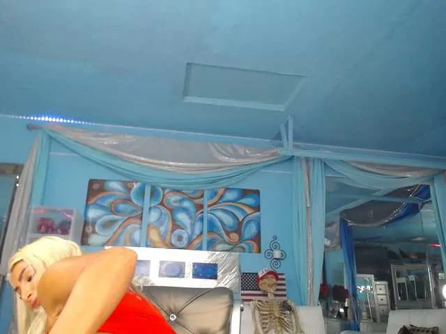 Live sex webcam photo for adrianna_fox #287953376