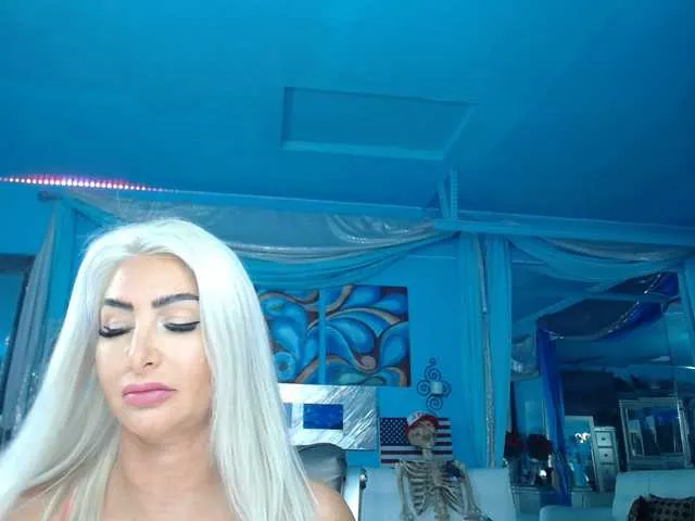 Live sex webcam photo for adrianna_fox #287953425