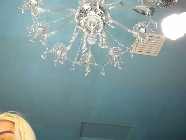 Live sex webcam photo for adrianna_fox #287953494