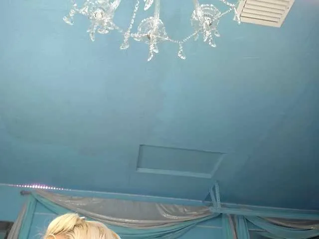 Live sex webcam photo for adrianna_fox #287953542