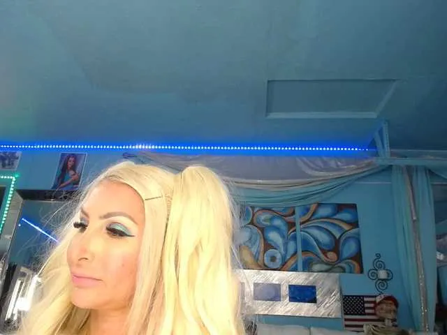 Live sex webcam photo for adrianna_fox #287953690