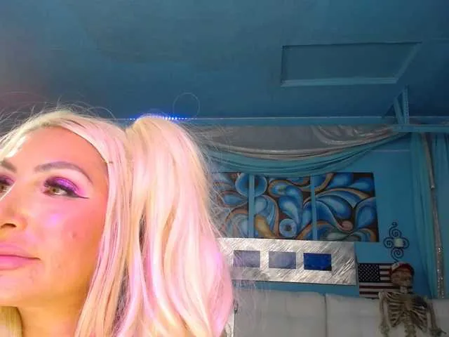 Live sex webcam photo for adrianna_fox #287953692