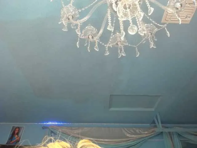 Live sex webcam photo for adrianna_fox #290250680