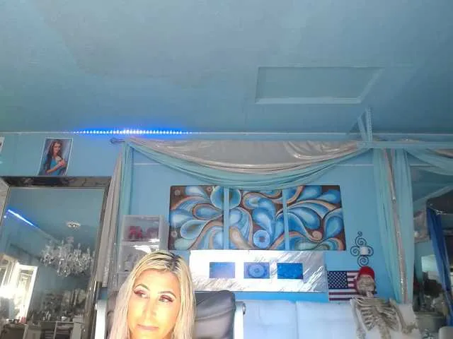 Live sex webcam photo for adrianna_fox #291042330