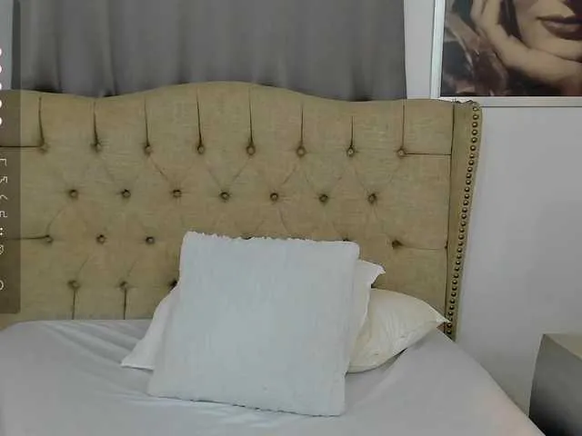 Live sex webcam photo for adrikaa #277526562