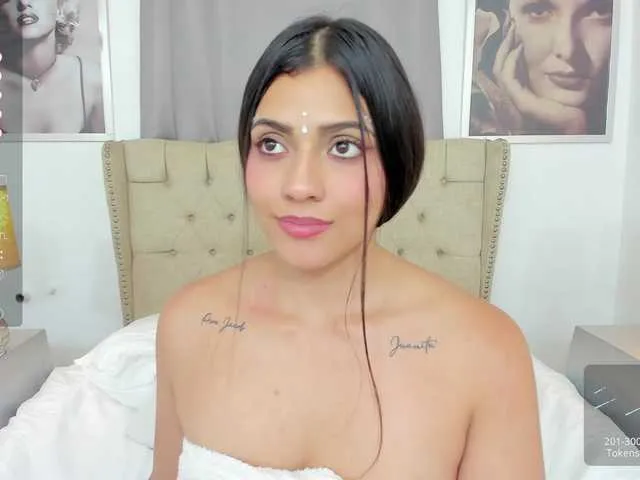 Live sex webcam photo for adrikaa #277641102