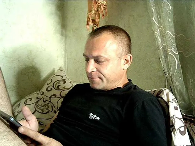 Live sex webcam photo for afonya342 #276132468