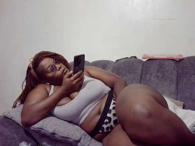 Live sex webcam photo for africangoddess #293573420