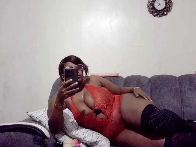 Live sex webcam photo for africangoddess #293981459
