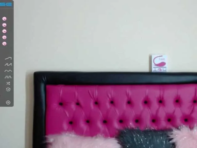 Live sex webcam photo for afrodita-1205 #273727502