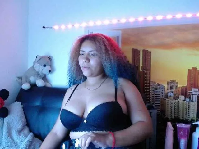 Live sex webcam photo for agataa #272211467