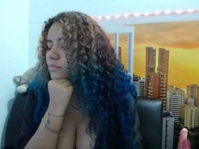 Live sex webcam photo for agataa #272222142