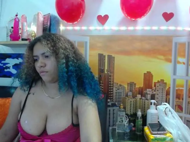 Live sex webcam photo for agataa #272404739