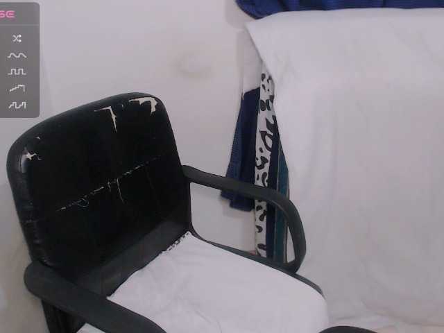 Live sex webcam photo for agathamiller #277380296