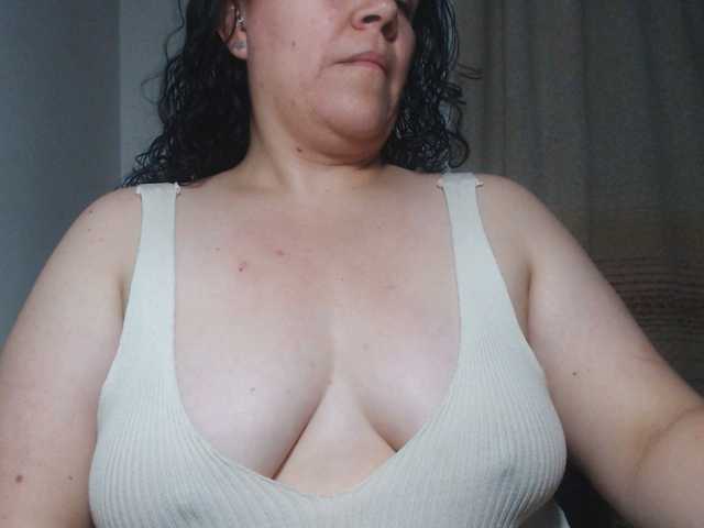 Live sex webcam photo for agathamiller #291414227