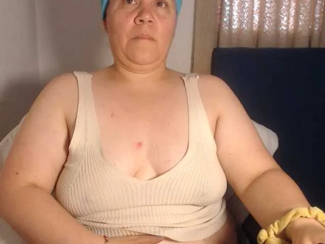 Live sex webcam photo for agathamiller #292377768